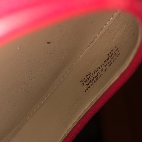 Michael Kors Red Flats, size 7.5M - Picture 3 of 4